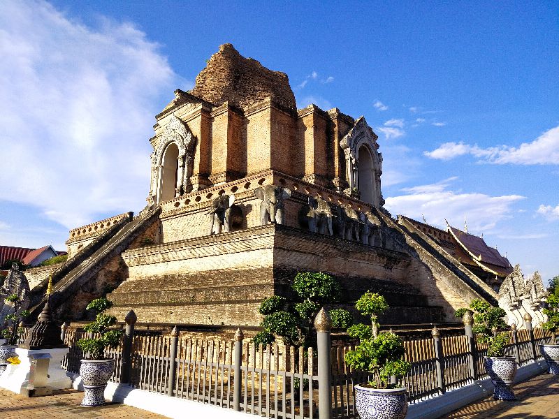 Sao Inthakhin Chiang Mai City Pillar and Wat Chedi Luang Temple
